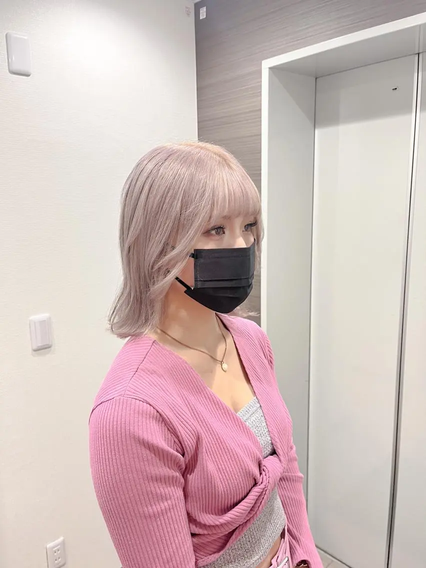 ミディアム 🌈モテ色 村上のぶきのヘアスタイル
