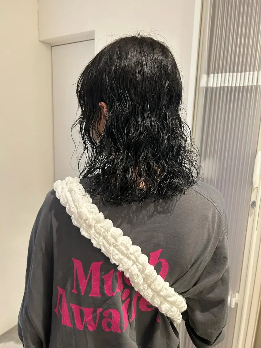 ミディアム カラー パーマ ミディアムパーマ 、 、のヘアスタイル