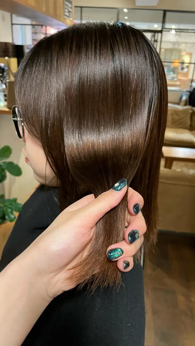 ショート パーマ ストレートパーマ ファッションに 溶け込むstyleのヘアスタイル