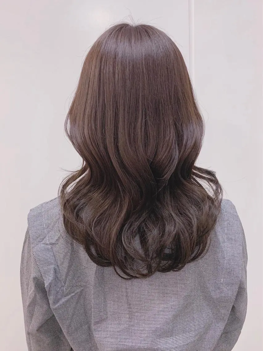 ミディアム カラー ヘアアレンジ 柔らか垢抜けｶﾗｰと ｶｯﾄ🫧ASUKAのヘアスタイル