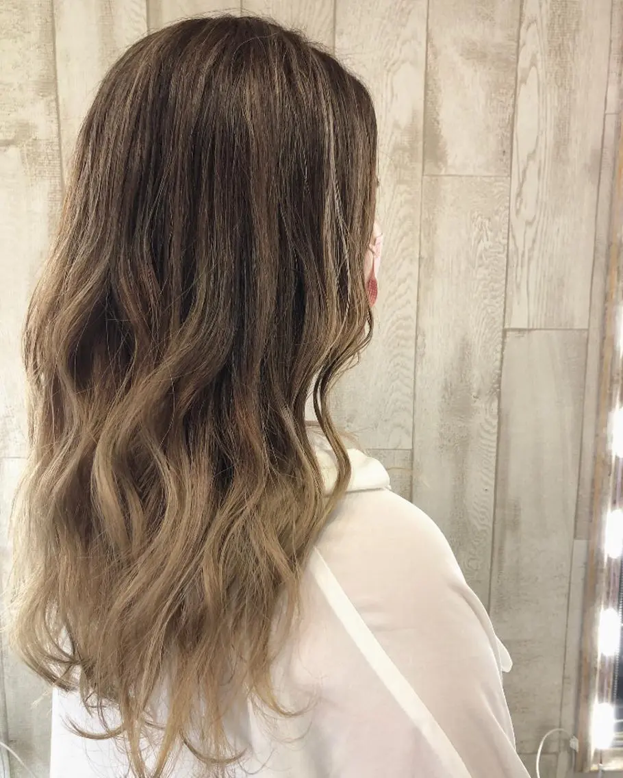 ロング カラー カット トリートメント モリナガ ヒトミのヘアスタイル