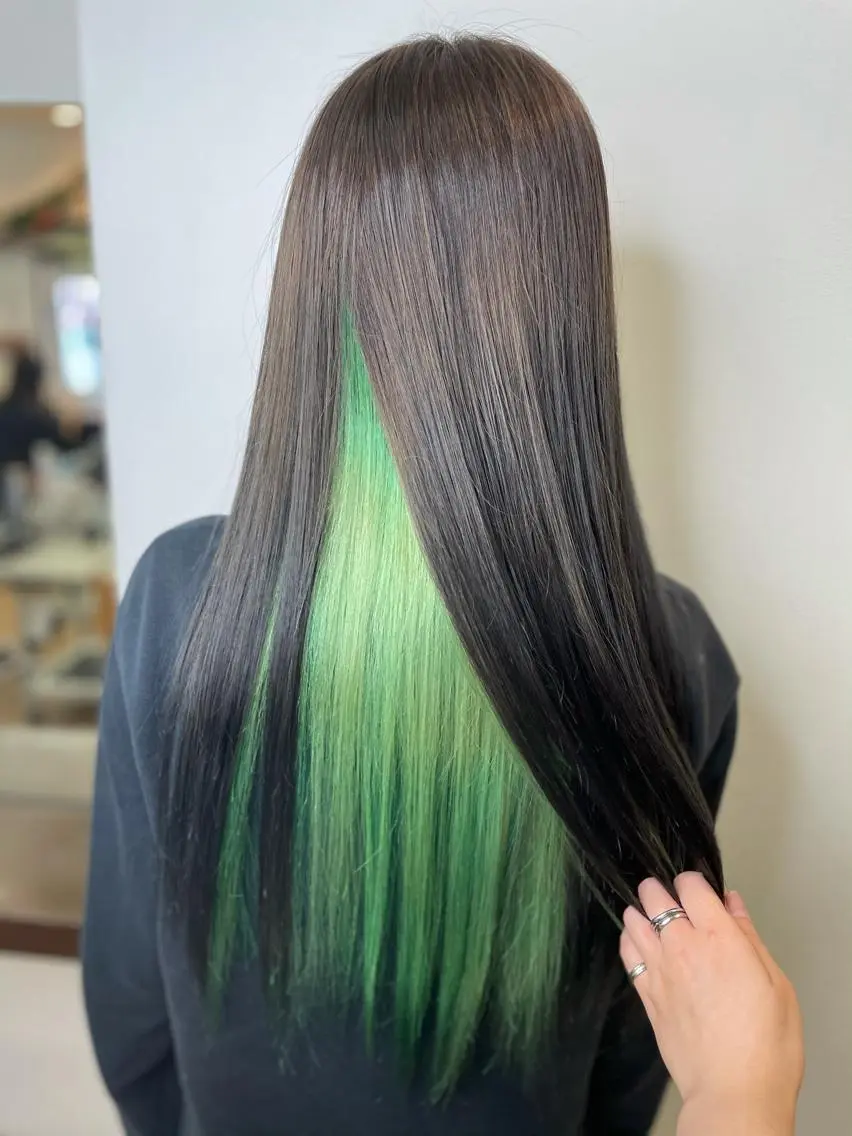 ロング カラー インナーカラー カット ヘアカラー トリートメント IORI #韓国ヘア#髪質改善のヘアスタイル