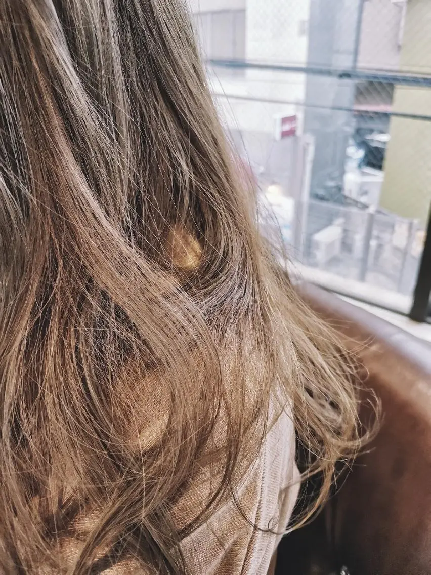 カラー ロング ベージュカラー N°emirai溝口 MG 🌈梶谷龍吾のヘアスタイル