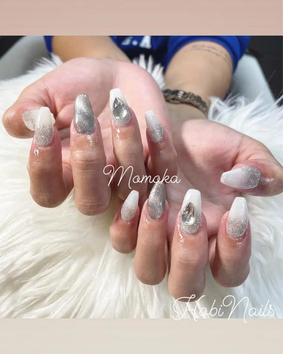 ネイル アートネイル 長さ出し Momo nailsalonのネイルデザイン