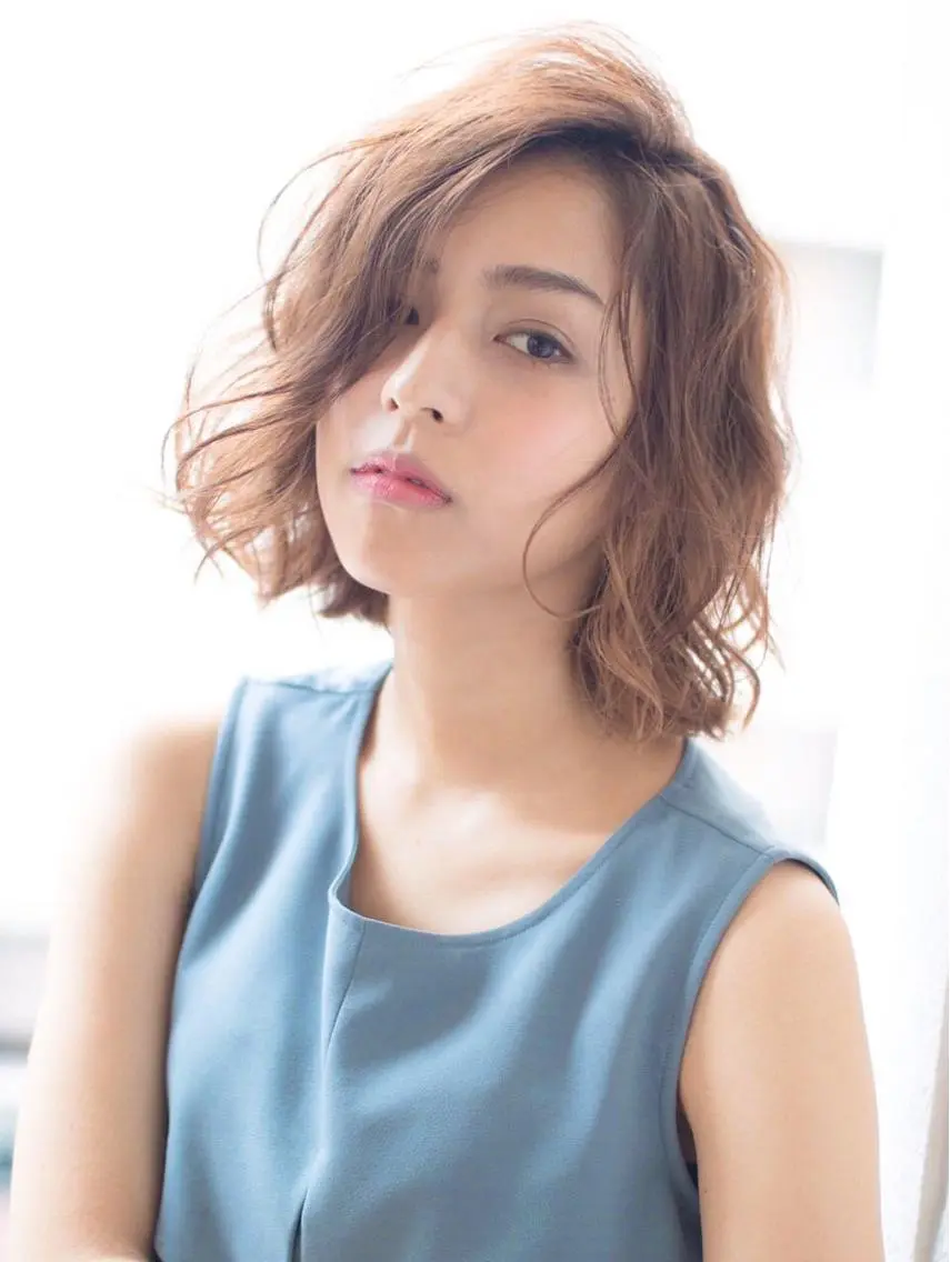 ミディアム 髪質改善 縮毛の達人 矢井由真のヘアスタイル