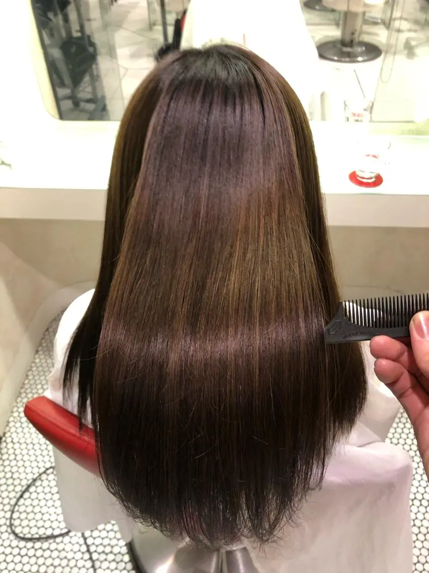 セミロング カット 縮毛矯正 トリートメント 美髪矯正/髪質改善 toshinariのヘアスタイル