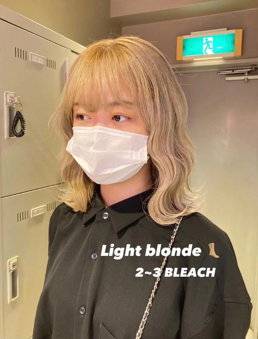 ミディアム カラー パーマ ヘアアレンジ メンズ キッズ ネイル マツエク・マツパ ベージュカラー ブロンド KANAMI 🌏のヘアスタイル
