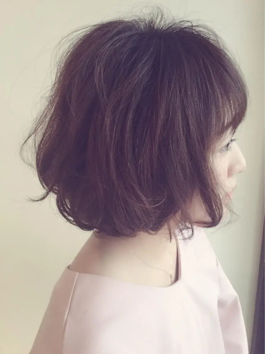 ミディアム パーマ ✨白髪ぼかし 🍀MINAKO☆のヘアスタイル