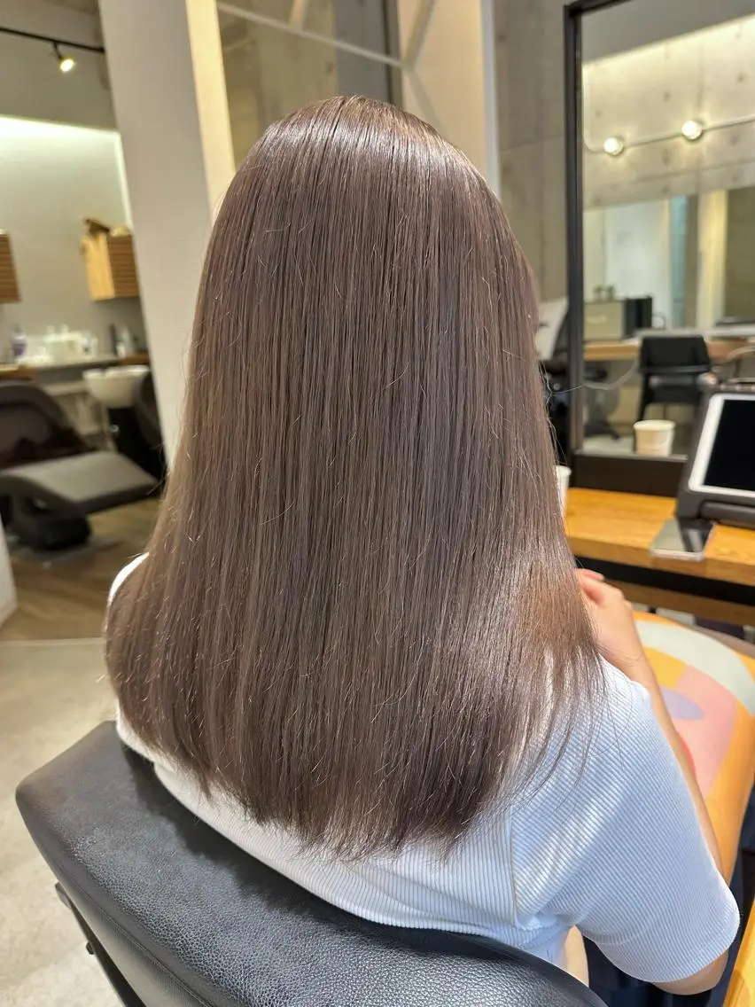カラー ヘアカラー トリートメント ✂︎ 艶カラー /透明感カラーのヘアスタイル
