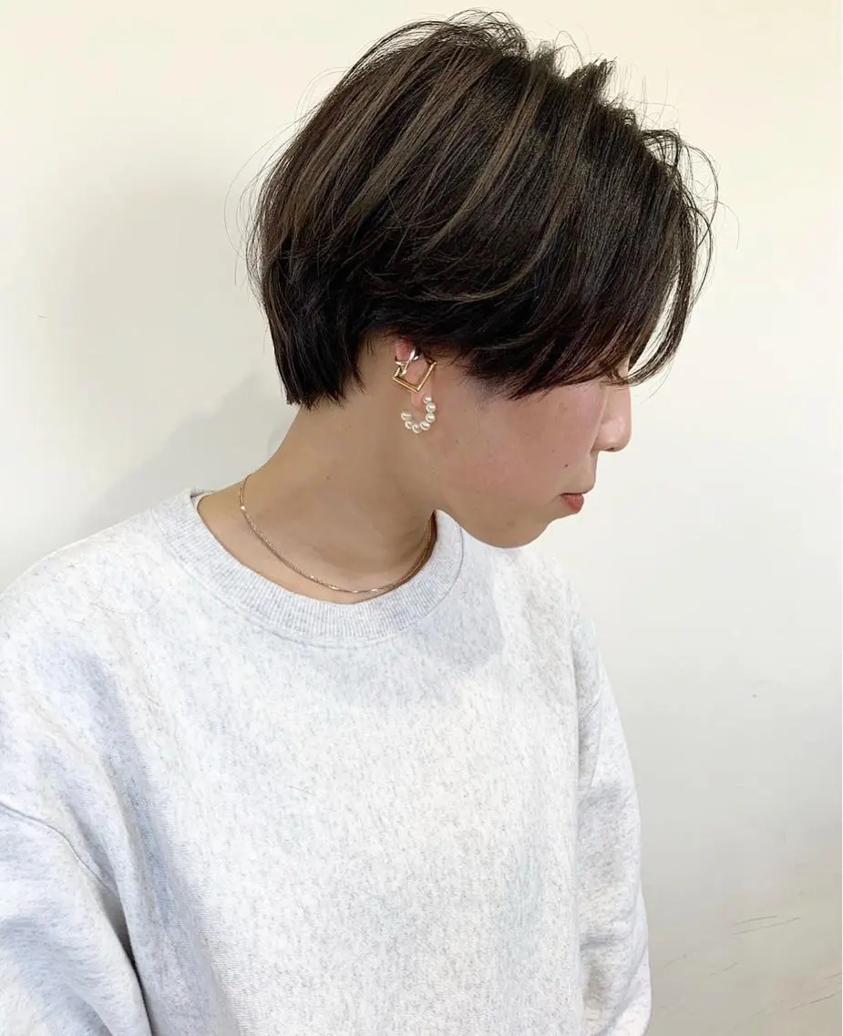 ショート 柔らかな縮毛矯正 透明感カラー💫のヘアスタイル