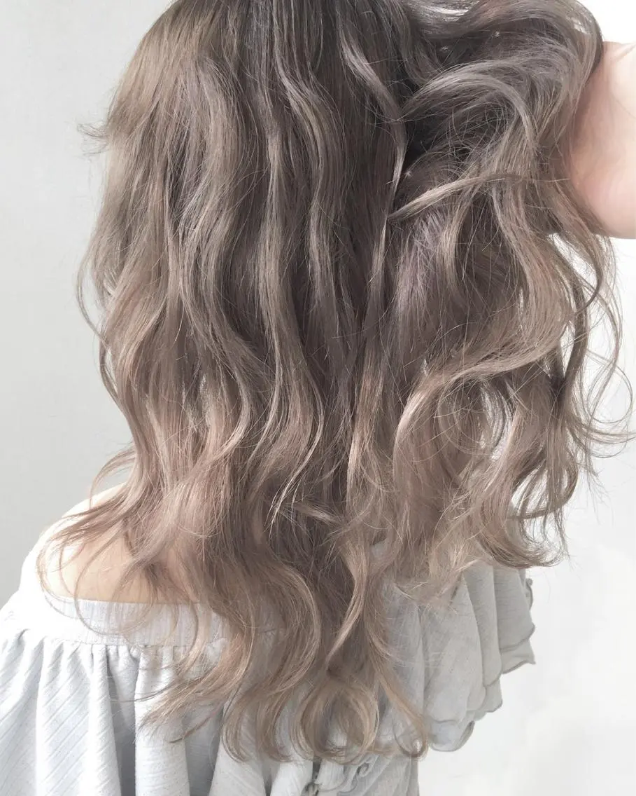 ロング カラー パーマ ヘアアレンジ 【公式】amble luxe池袋東口🩷のヘアスタイル