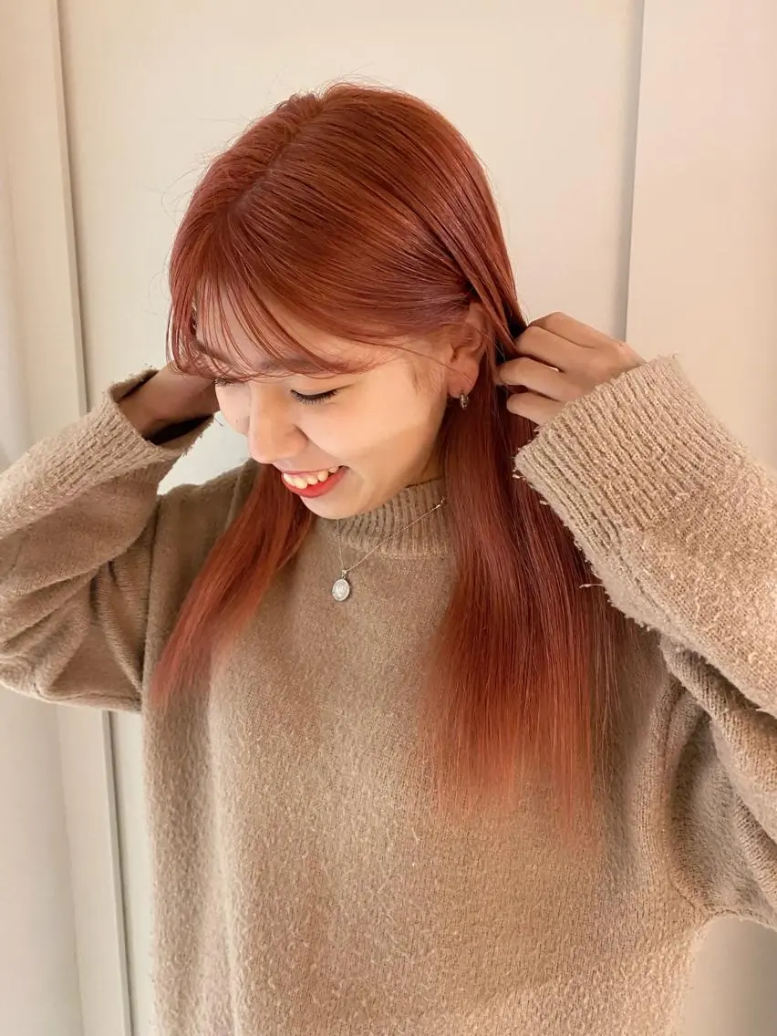 ロング サトウ ナナのヘアスタイル