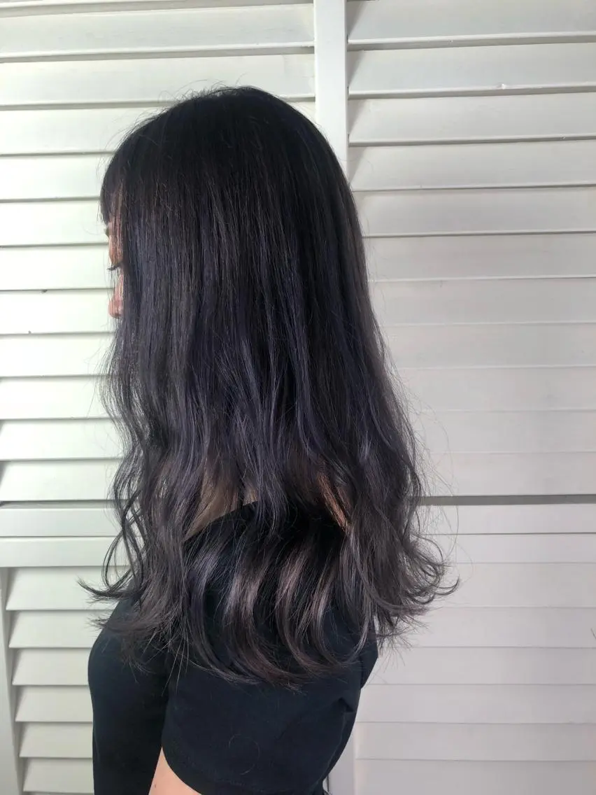 セミロング カラー ブリーチ ヘアカラー トリートメント せこぐち まいのヘアスタイル