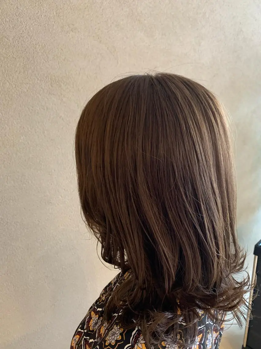 セミロング カラー ブリーチ グレージュ ブリーチなしカラー PADOU平松 典幸のヘアスタイル