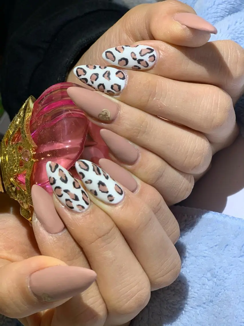 ネイル ハンドネイル Ryu-nail 對馬　琴美のネイルデザイン
