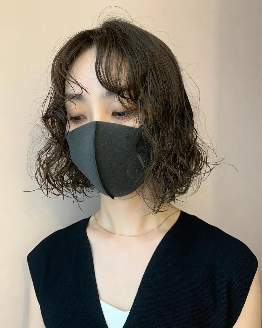 ミディアム カラー ミディアムパーマ カット 縮毛矯正 トリートメント hubhair レイヤー/透明感のヘアスタイル