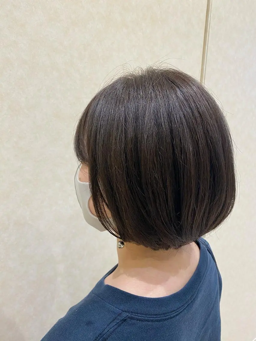 ショート カラー アッシュ 小倉 沙織のヘアスタイル