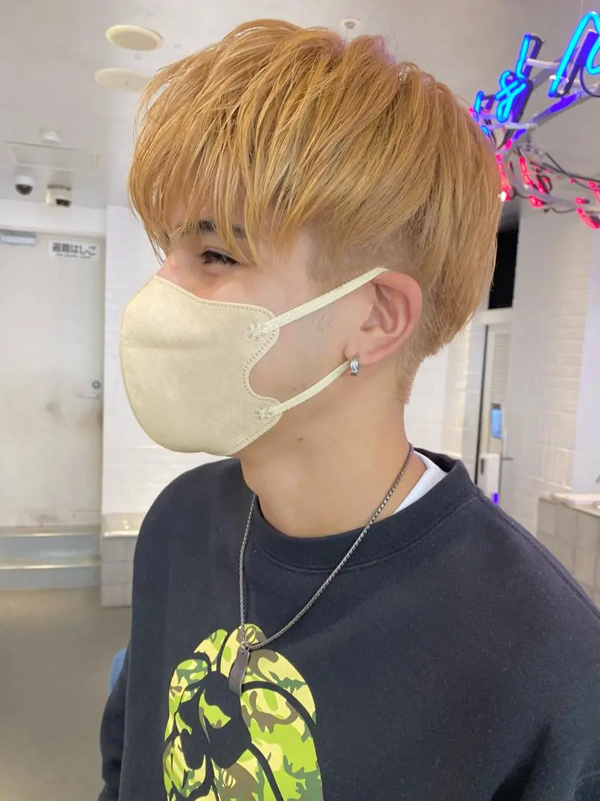 ミディアム カラー メンズ 抜きっぱなしブロンド ブロンド シルバー ヘアカラー トリートメント 🎨ハイトーン/ 切りっぱなし みつきのヘアスタイル