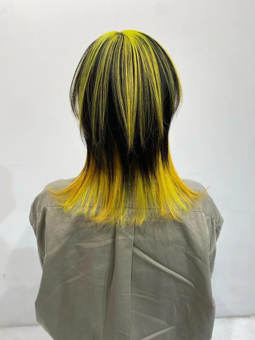 ショート カラー ヘアアレンジ インナーカラー イエローカラー ウルフカット ヘアカラー トリートメント ［似合わせヘア］ ✂︎OGURO✂︎のヘアスタイル