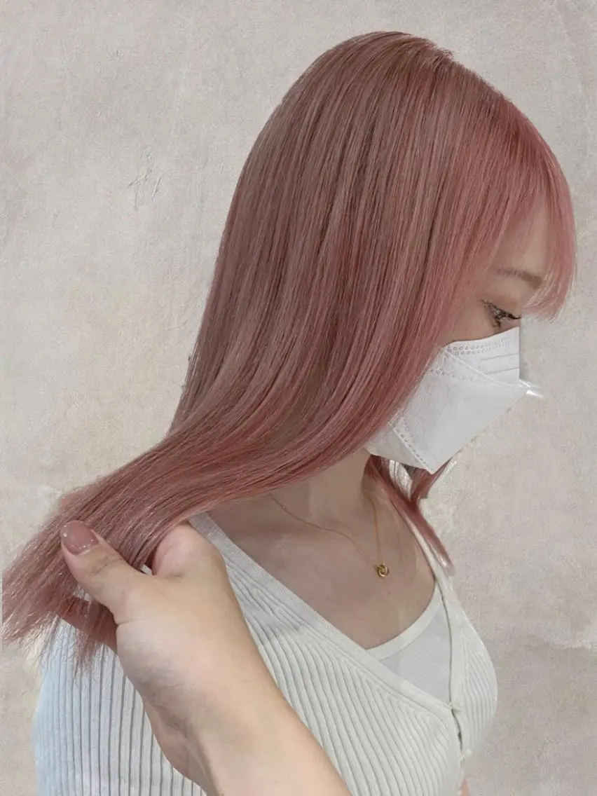 ロング カラー ブリーチ ピンクカラー カット ヘアカラー トリートメント ハイトーンカラー 🩷NANAのヘアスタイル