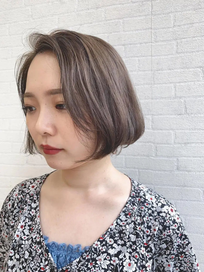 ショート カラー 切りっぱなしボブ ショートボブ ハンサムショート グレージュ ボブ カット ヘアカラー トリートメント 初めてのショート お任せください✂️のヘアスタイル