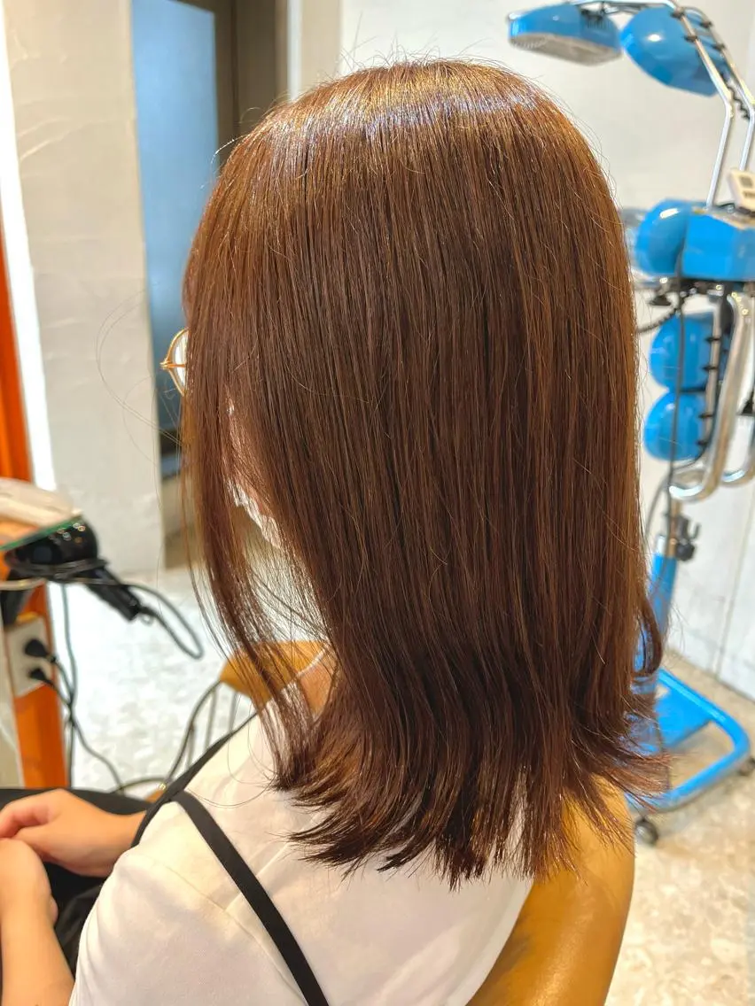 ミディアム カラー ブラウンカラー カット ヘアカラー うしだ かおるのヘアスタイル