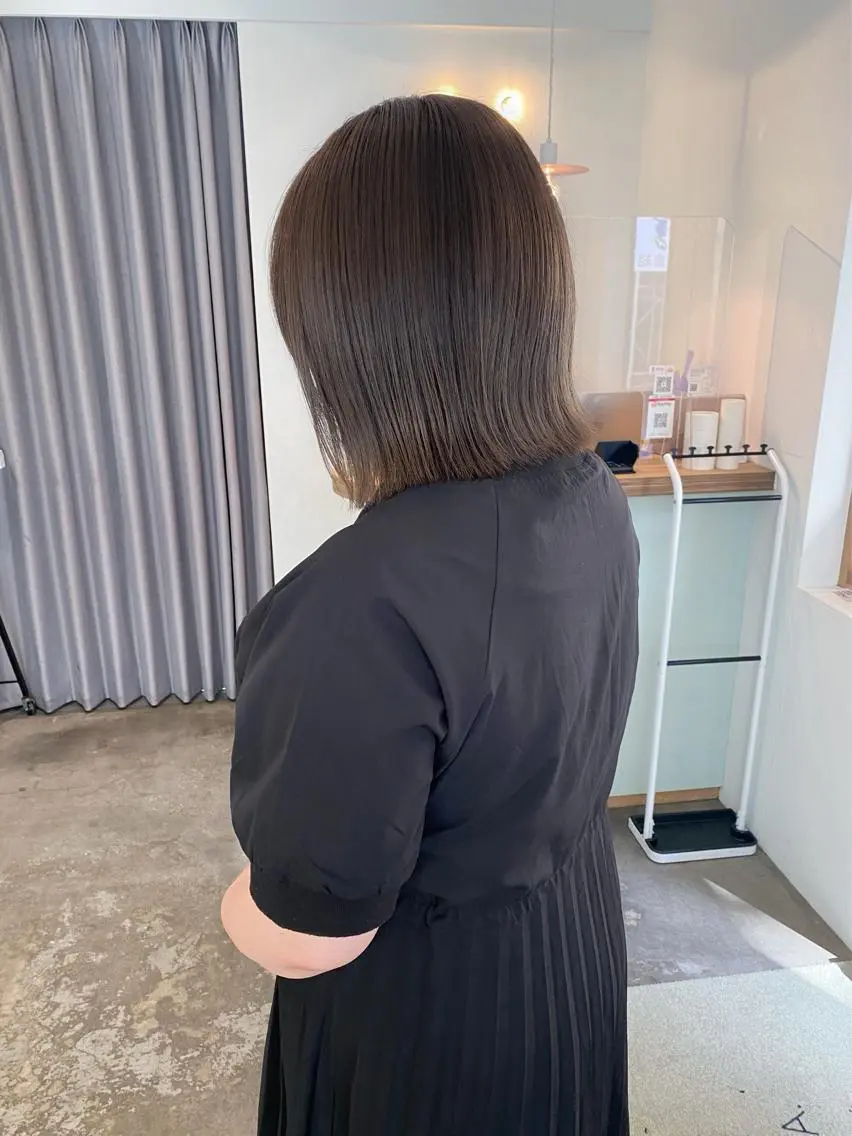 ミディアム カラー ブリーチ 透明感カラー ネイビーカラー ボブ 板谷みさき /似合わせBobのヘアスタイル
