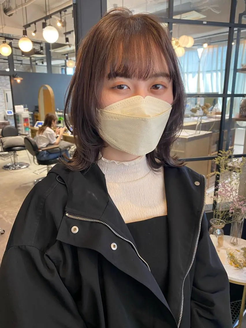ミディアム カラー ブリーチ ブリーチなしカラー & Graph. 立川🥣🌿のヘアスタイル