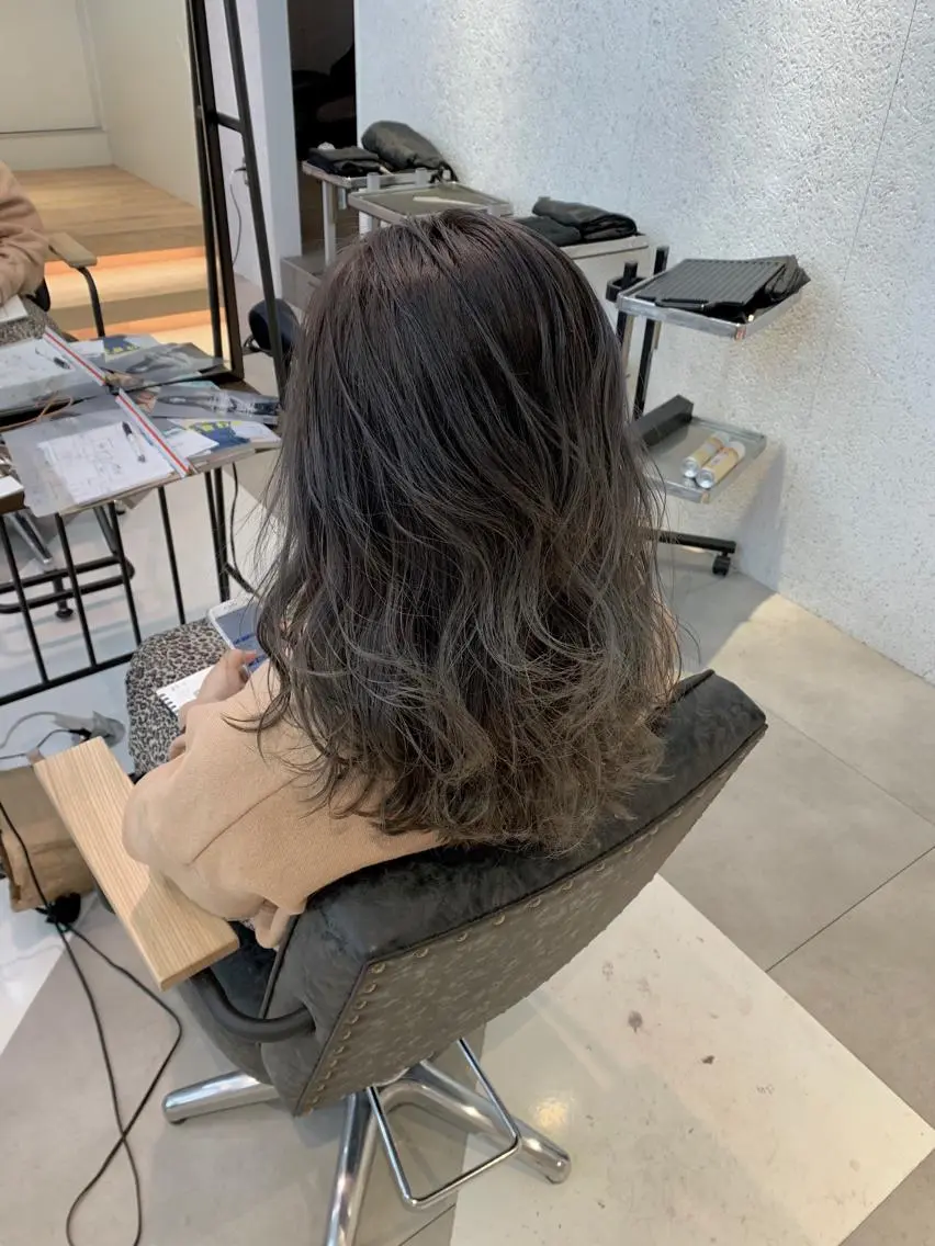ミディアム カラー パーマ ヘアアレンジ まつげと眉 Meliaのマツエク・マツパデザイン