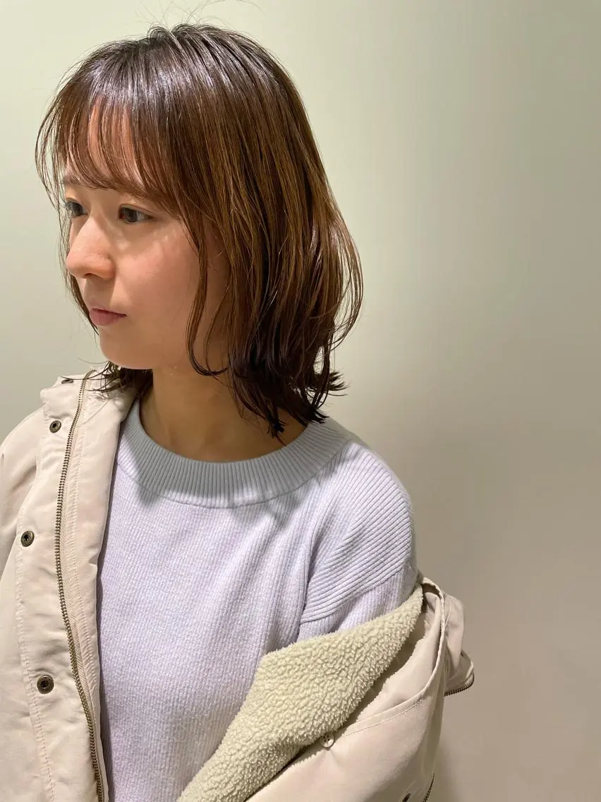 ミディアム パーマ ミディアムレイヤー ミディアムパーマ レイヤーカット 韓国風パーマ🌿コテ 巻き風パーマ/るいのヘアスタイル