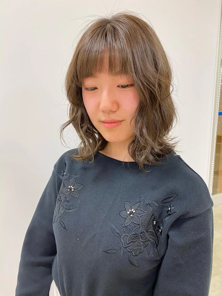 ミディアム レイヤー/ウルフ🤍 mayo.のヘアスタイル