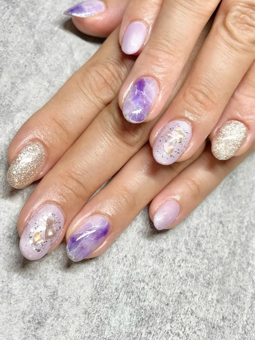 ネイル マグネットネイル ミラーネイル ニュアンスネイル ワンカラーネイル 春ネイル ハンドネイル amati_nail TAKAKOのネイルデザイン