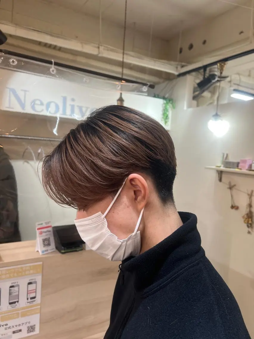 ミディアム パーマ メンズ センターパート カット ヘッドスパ メンズカットパーマ ✂️ JOYAのヘアスタイル