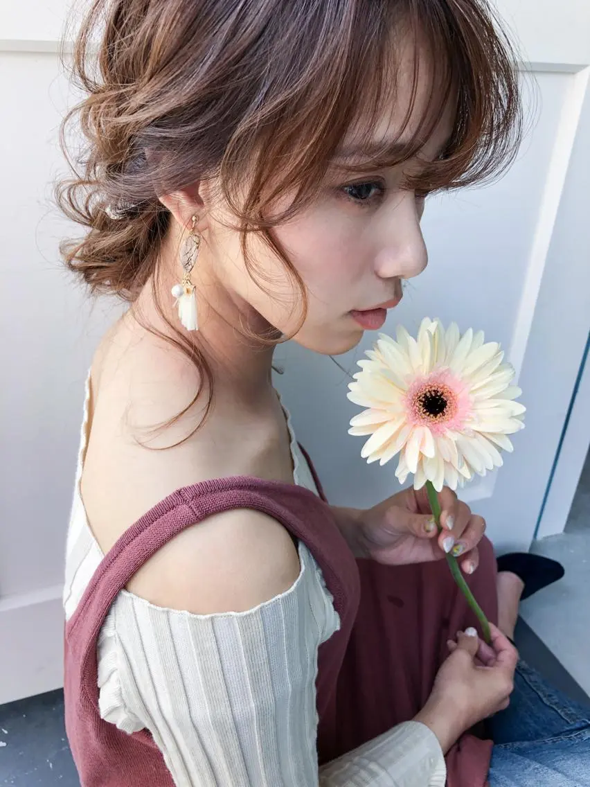 ヘアアレンジ ヘアールーム アートのヘアスタイル