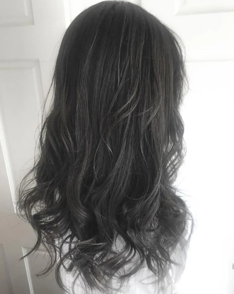 セミロング ショート✨ボブ✨代表 新田見美仁のヘアスタイル
