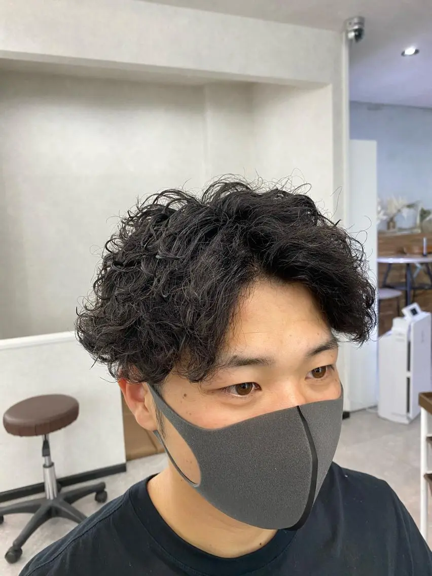 パーマ メンズ センターパート メンズパーマ スパイラルパーマ 🍀小川大輔🍀 ボブ/ブリーチ🥇のヘアスタイル