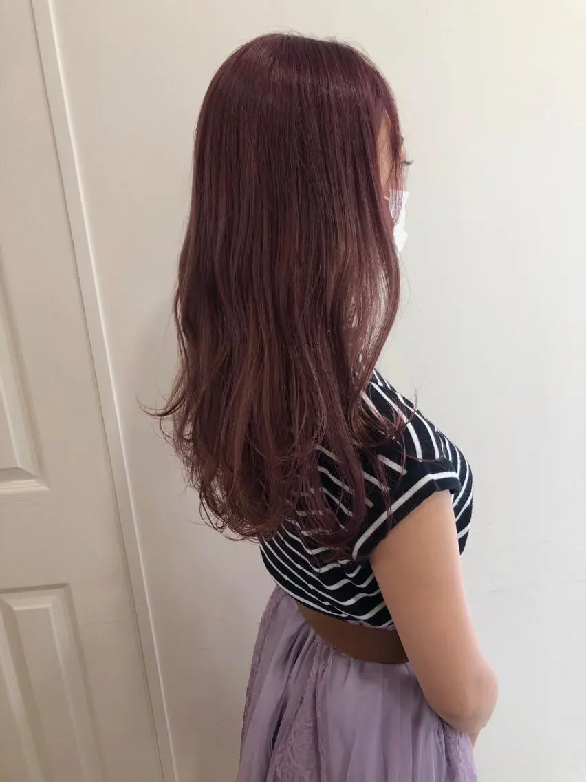 セミロング カラー ヘアカラー トリートメント MIOベージュカラー 柔らかいカラーのヘアスタイル