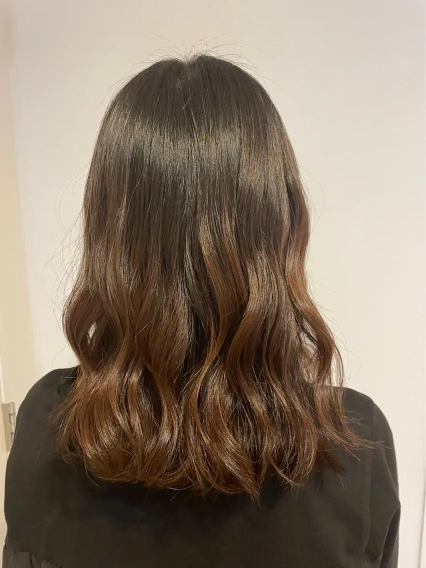 ロング カラー アッシュ 🌈カノエ矢原店 レッスンモデル募集中のヘアスタイル