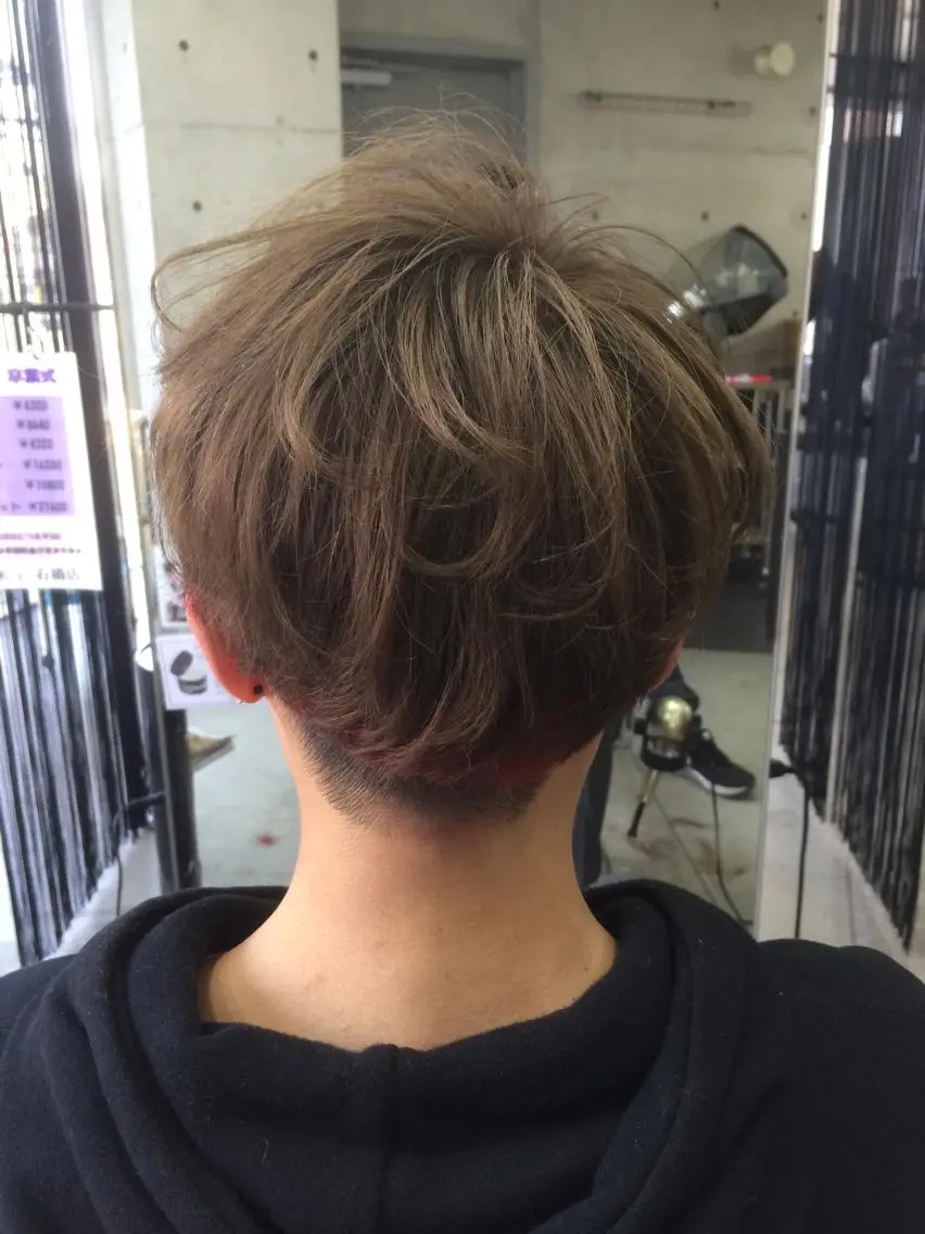 ショート ミディアム カラー パーマ メンズ SUNNY GRACEのヘアスタイル