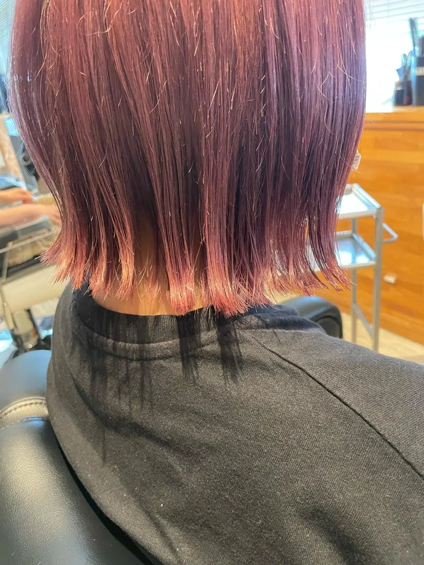 ショート カラー ブリーチ ピンクカラー バイオレットカラー 通い続けられるサロン ママ美容師　明日香のヘアスタイル
