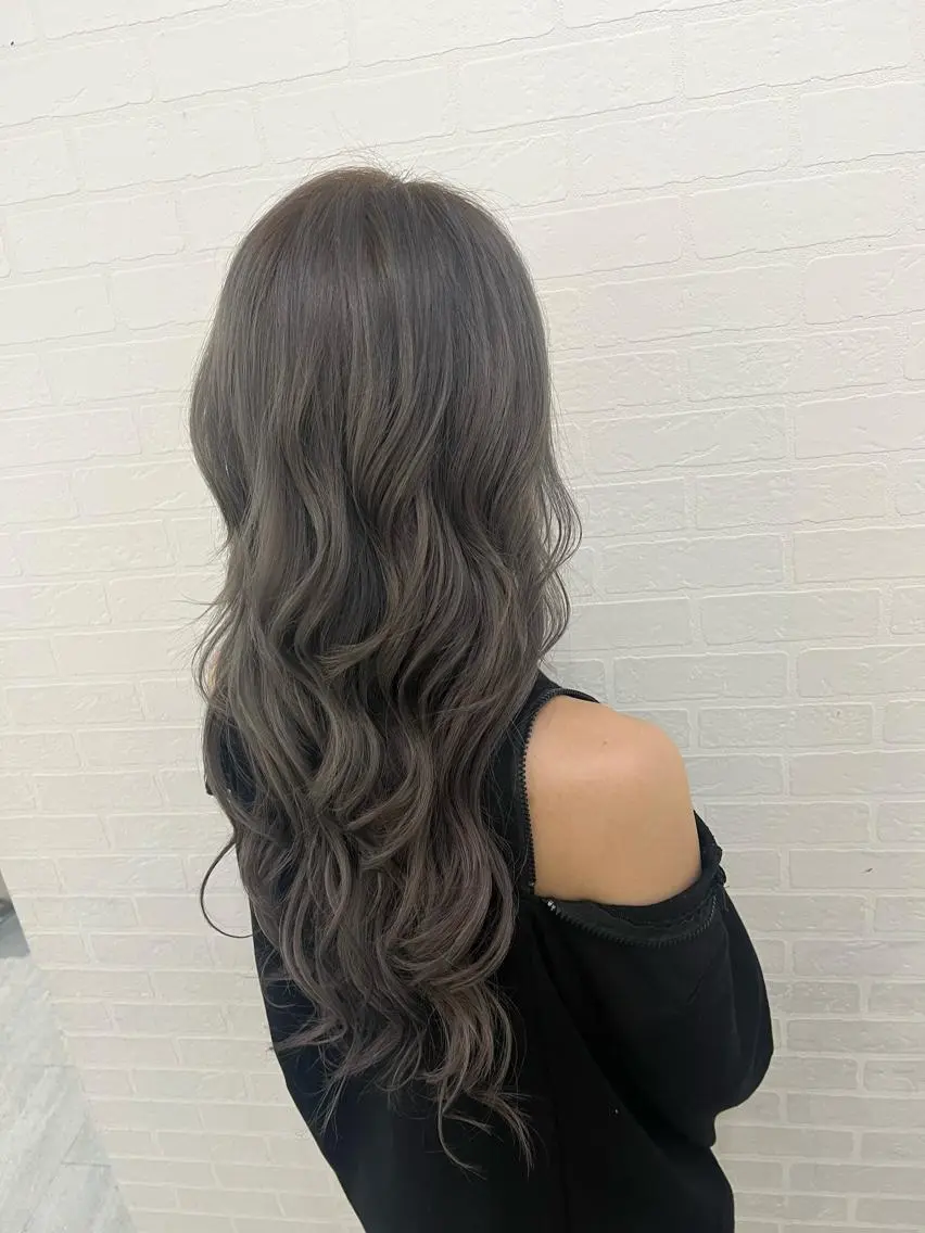 ロング カラー ヘアカラー トリートメント ヘッドスパ 🌈 YUUNA🌈のヘアスタイル