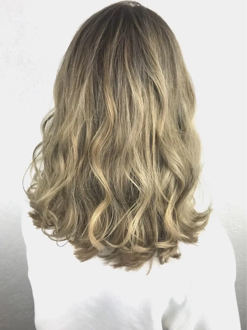 ロング カラー 🎊ルービック 京橋店💛のヘアスタイル