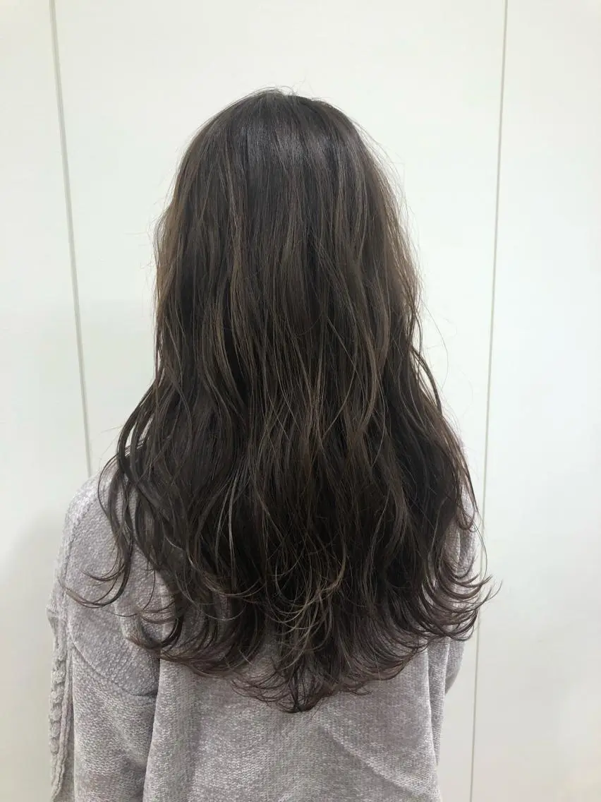 ロング カラー KANAMI日暮里 韓国ヘア・メイクのヘアスタイル