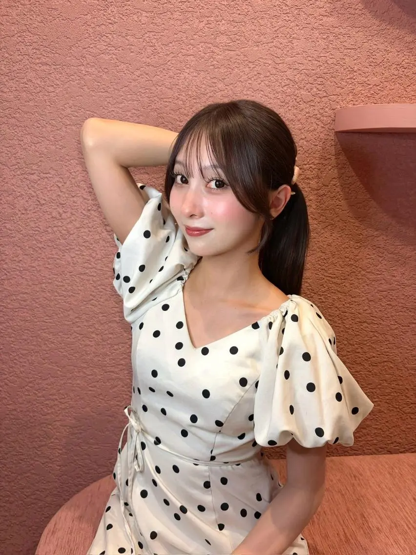 ロング カラー ベージュカラー ブリーチ ブルーカラー ブルージュ 透明感カラー クロスパーマ/前髪 縮毛 木串楽人のヘアスタイル