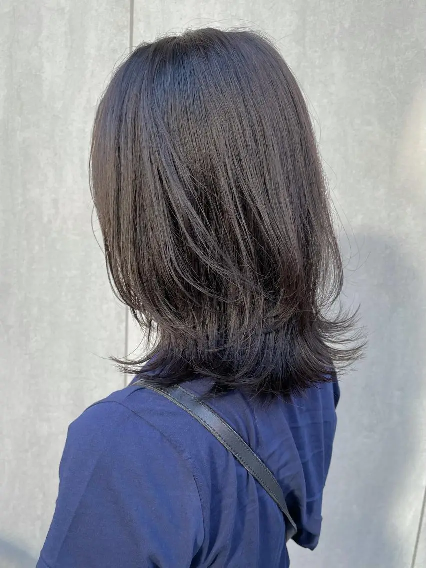 ミディアム くびれヘア ミディアムヘア🌼 さきのヘアスタイル