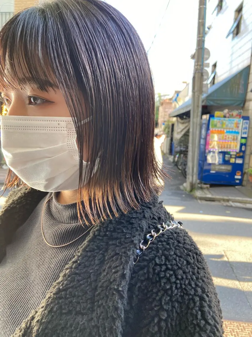 ミディアム ボブ 外ハネヘア SALTWATER AYARIのヘアスタイル