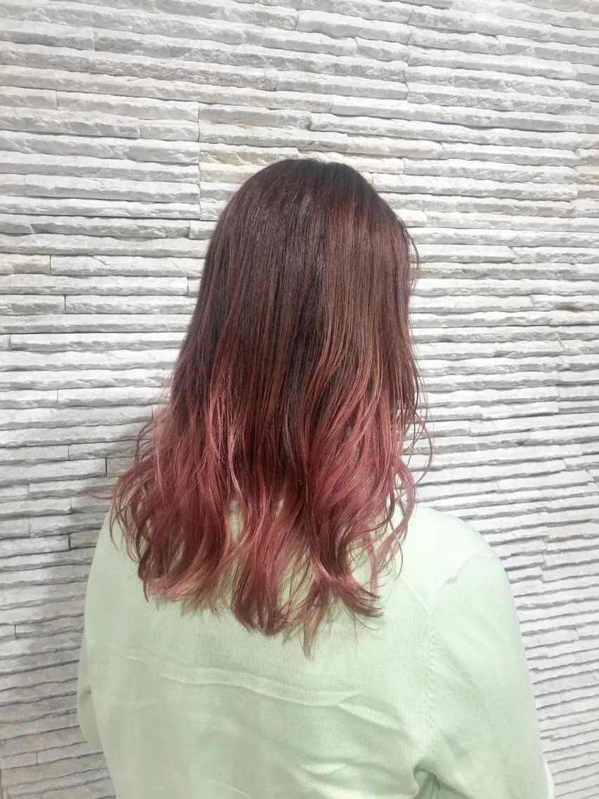 セミロング カラー ヘアカラー 嶋田 ゆきのヘアスタイル