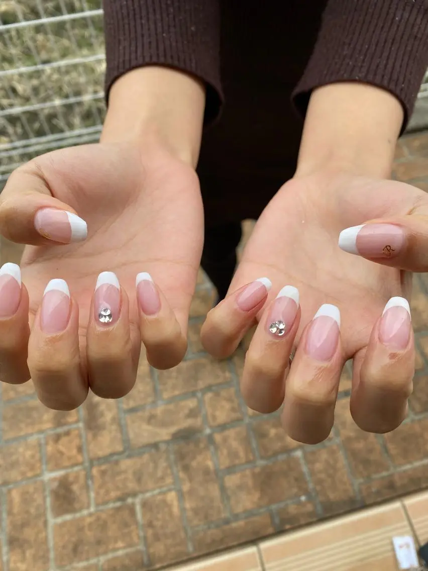 ネイル フレンチネイル ハンドネイル LIll nailのネイルデザイン
