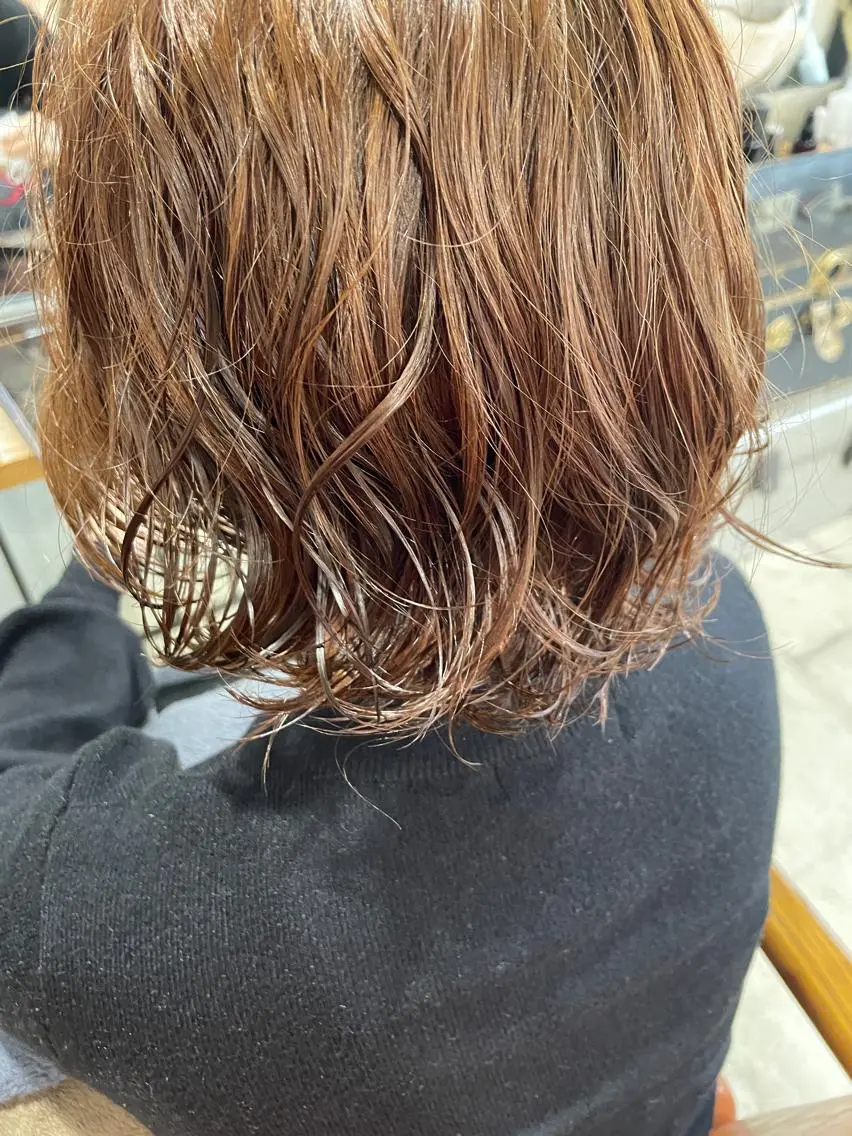 ミディアム カット ヘアカラー トリートメント ayane⭐️ボブ・ ショート・パーマのヘアスタイル