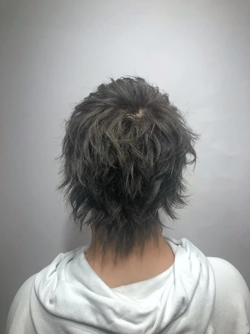 カラー メンズ 中野 竜介のヘアスタイル